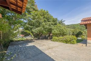 Image 48 - 919522