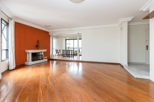 Image 11 - 919529