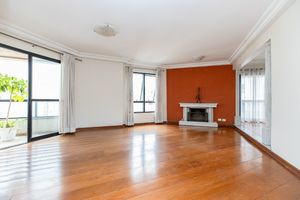 Image 10 - 919529