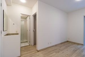 Image 1 - 919538