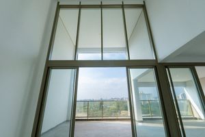 Image 15 - 919550