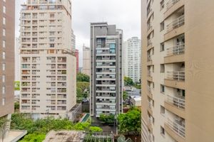 Image 30 - 919552
