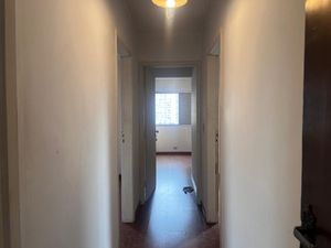 Image 38 - 919552