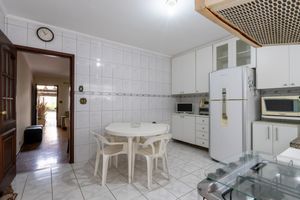 Image 11 - 919562
