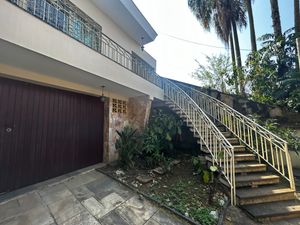 Image 4 - 919563