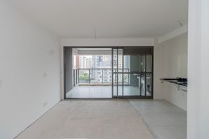 Image 1 - 919575