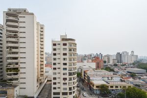 Image 18 - 919576
