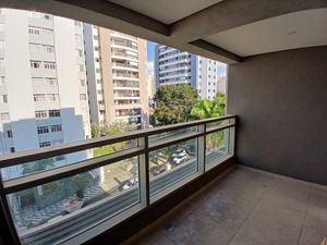 Image 19 - 919585