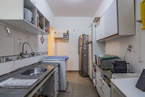 Image 22 - 919593