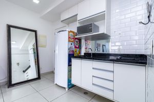 Image 3 - 919603