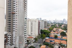 Image 17 - 919603