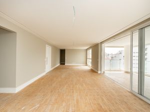 Image 33 - 919604