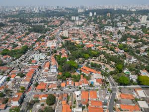 Image 12 - 919605