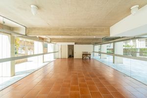 Image 36 - 919608