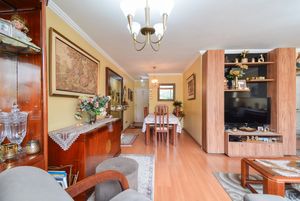 Image 3 - 919616