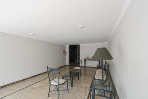 Image 33 - 919616