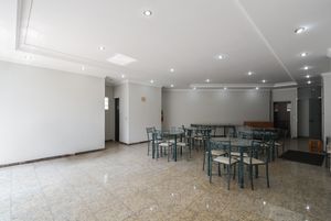 Image 38 - 919616
