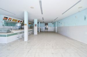 Image 5 - 919624