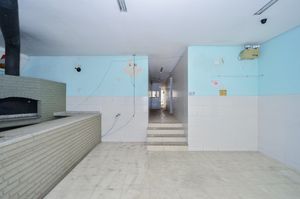 Image 15 - 919624