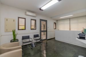 Image 2 - 919626
