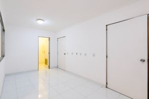 Image 31 - 919642