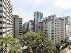 Image 19 - 919645