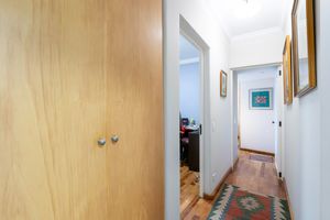 Image 26 - 919661