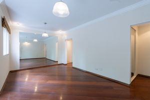 Image 4 - 919662
