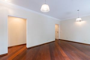 Image 5 - 919662