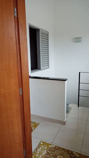 Image 13 - 919667