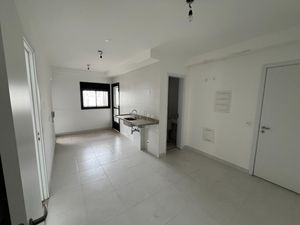 Image 8 - 919676