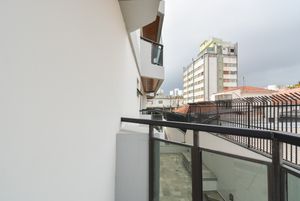 Image 24 - 919695
