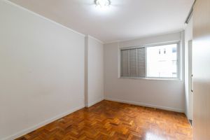 Image 16 - 919704