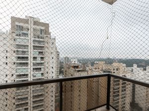 Image 19 - 919706