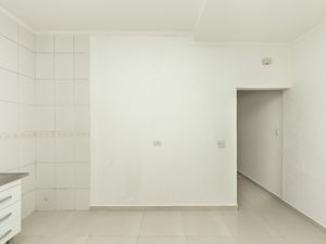 Image 9 - 919726
