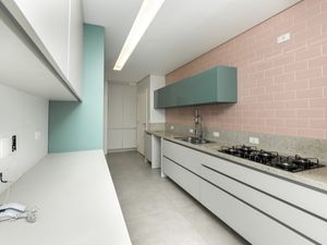 Image 31 - 919727