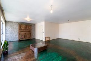 Image 1 - 919735