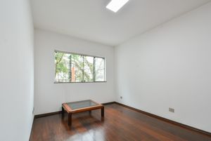Image 13 - 919751