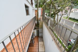 Image 32 - 919751