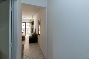 Image 12 - 919754