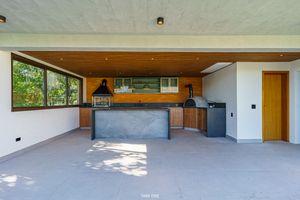 Image 5 - 919759