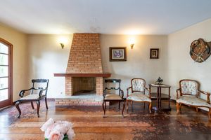 Image 19 - 919766