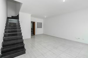 Image 4 - 919768