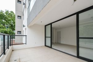 Image 12 - 919781