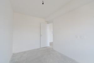 Image 18 - 919785