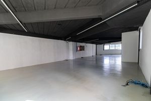 Image 4 - 919796