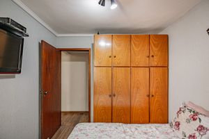 Image 35 - 919807