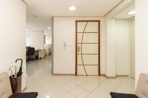 Image 13 - 919808