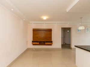 Image 1 - 919811