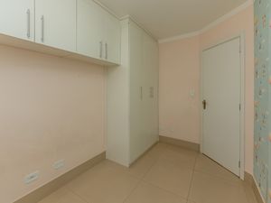 Image 23 - 919811